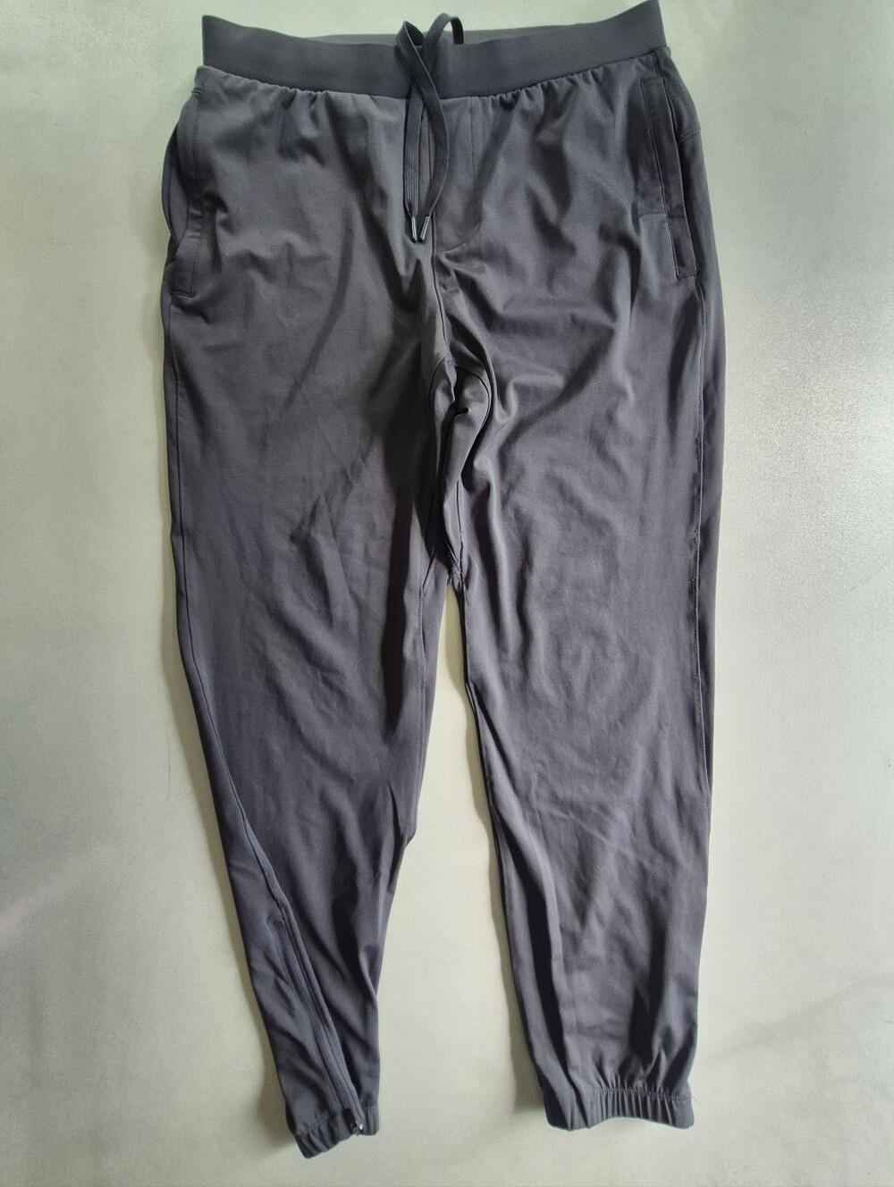 Mondetta Men's Charcoal Gray Jogger Sweatpants